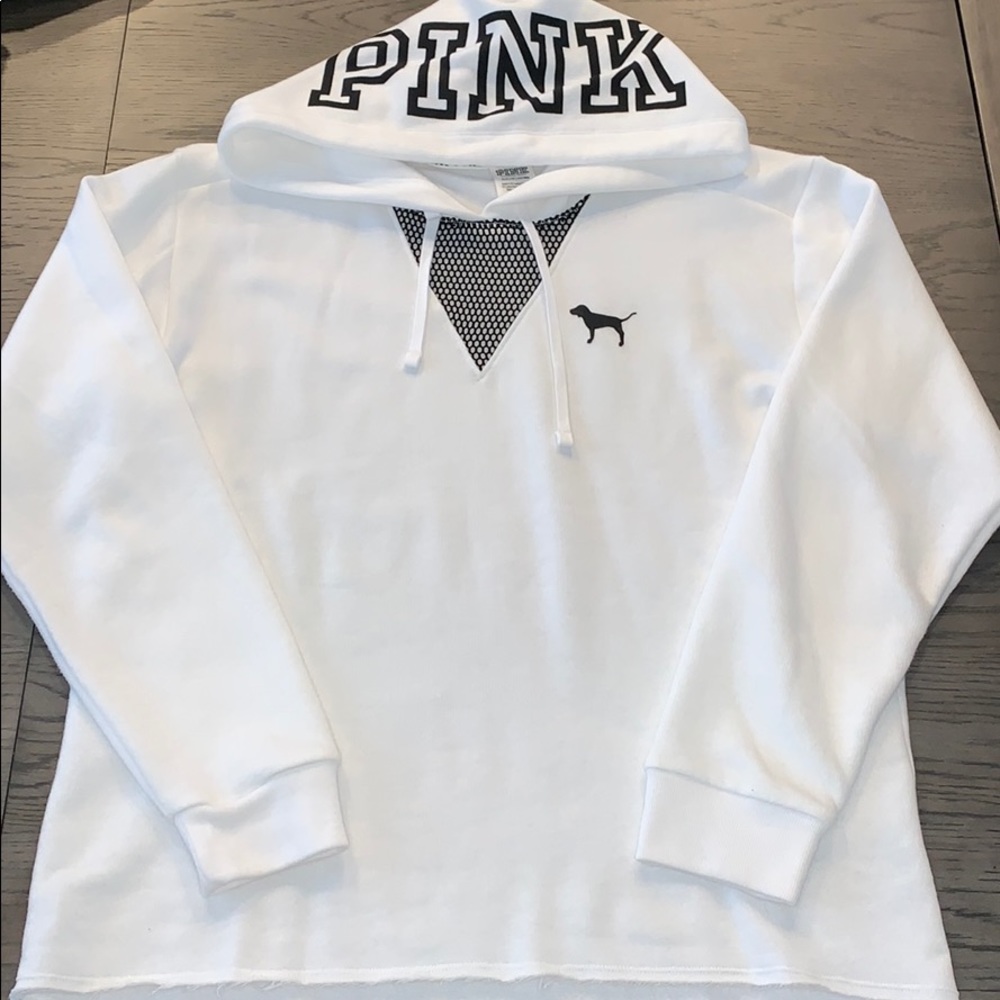 NWOT VS PINK PULL OVER HOODIE